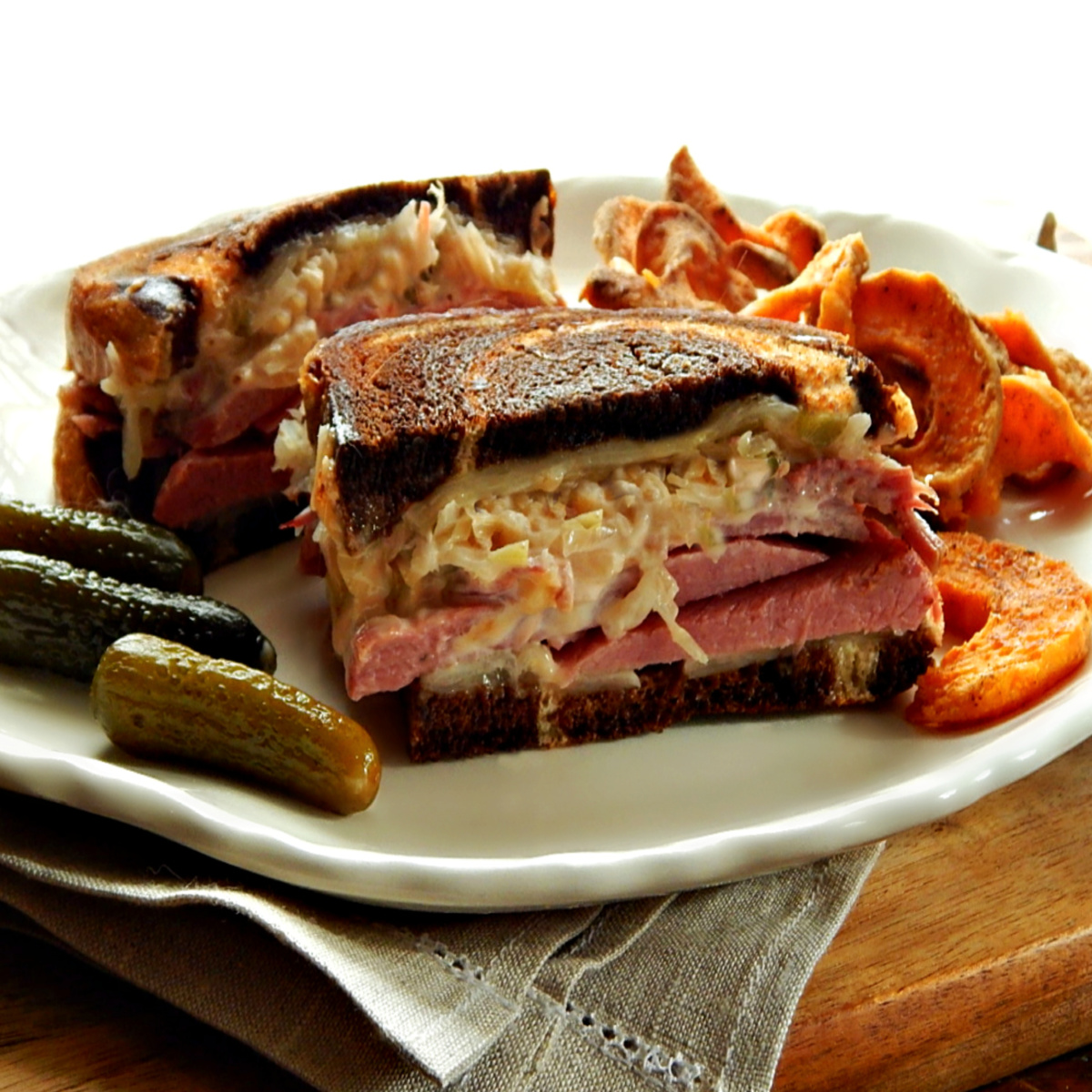 Classic Reuben Sandwiches