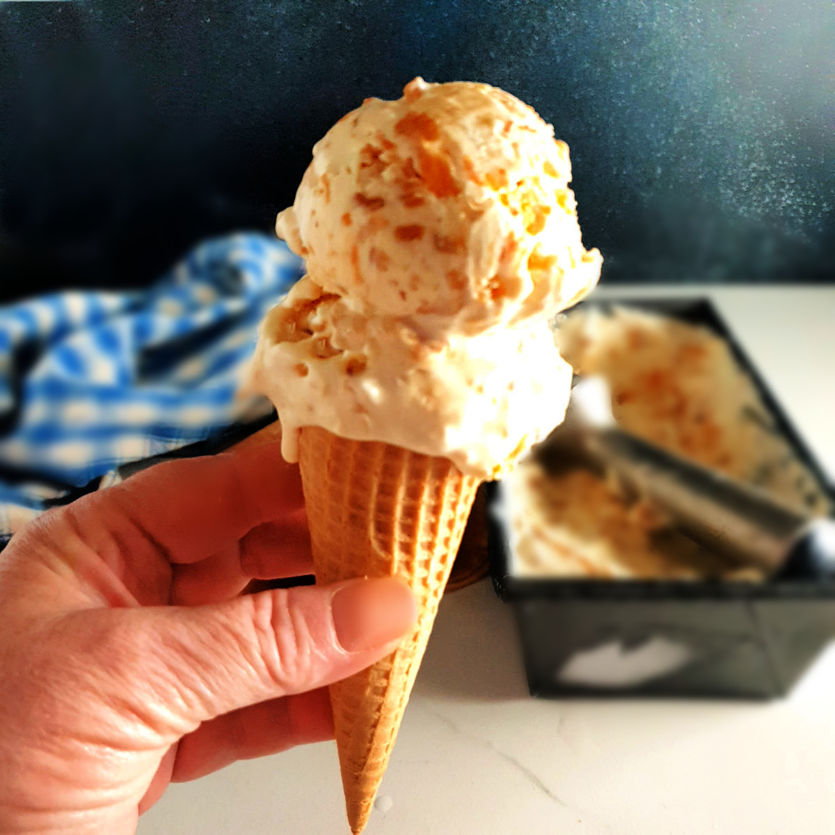 Roasted Peach Ice Cream No Churn